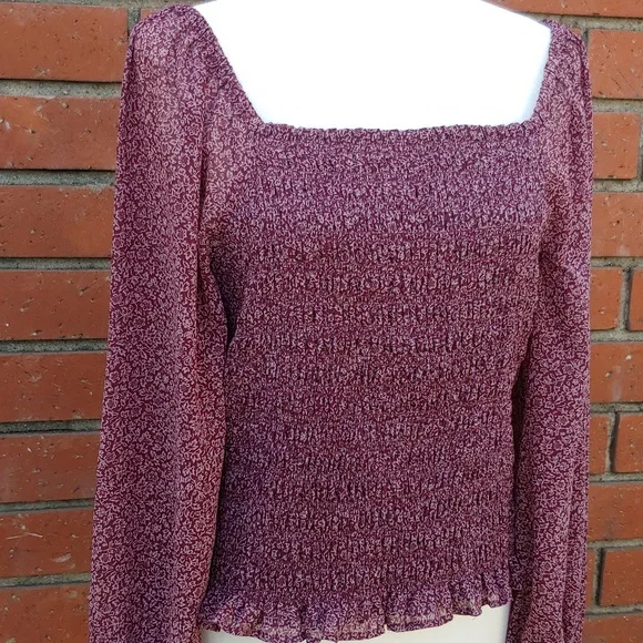 Madewell Smocked Women's Peasant Chiffon Top in Burgundy size Large - Picture 4 of 14